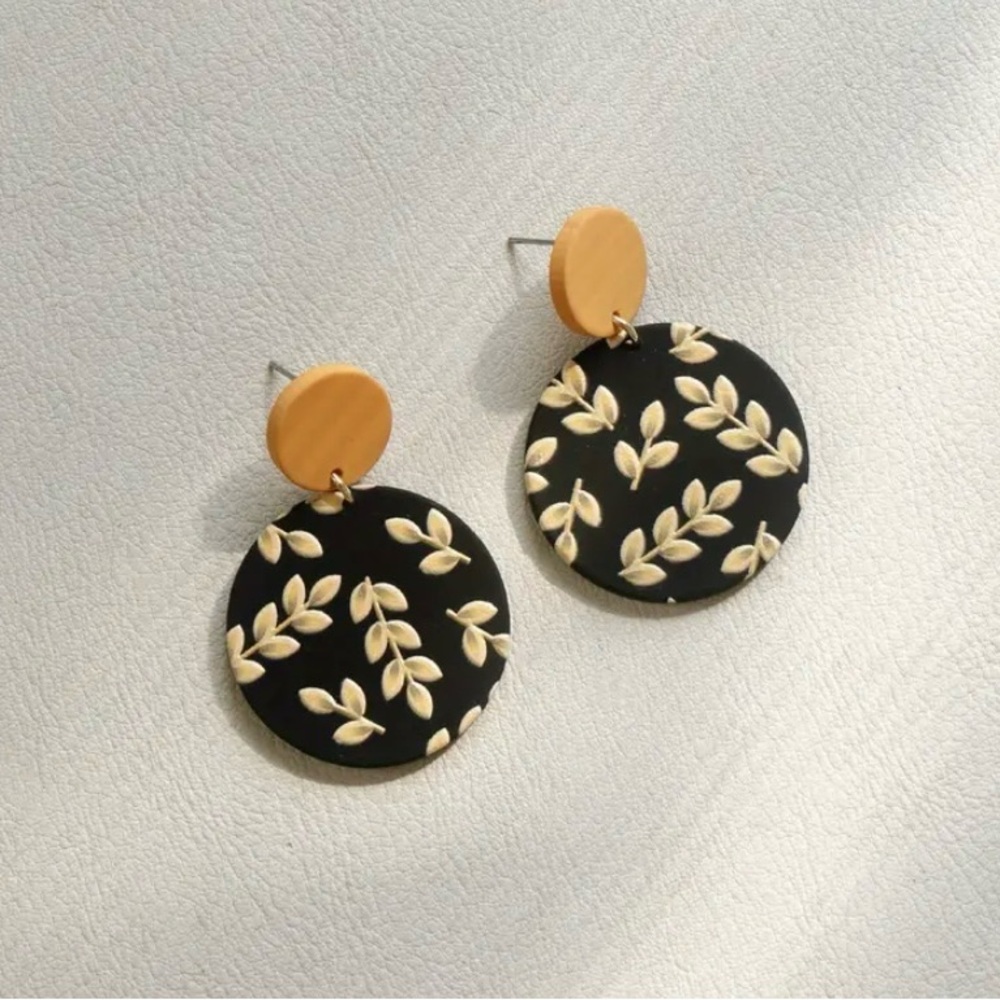Twig Leaf Dangle Drop Earrings